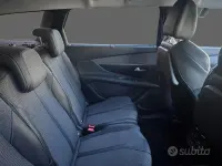Occasion Peugeot 5008 Allure 131 ch (96 kW) 2022 Bleue SUV