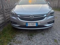 Usata Opel Astra Innovation 136 CV (100 kW) 2016 Grigio Station wagon