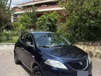 Usata Lancia Ypsilon Silver 69 CV (50 kW) 2017 Bluazzurro Utilitaria