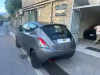 Usata Lancia Ypsilon S 95 CV (69 kW) 2018 Grigio Utilitaria