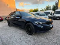Usata BMW 318 Comfort Edition 156 CV (114 kW) 2023 Blu Station wagon