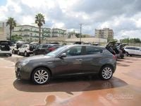 Usata Alfa Romeo Giulietta Progression 120 CV (88 kW) 2015 Grigio Utilitaria