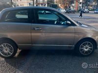 Usata Lancia Ypsilon 60 CV (44 kW) 2009 Marrone Utilitaria