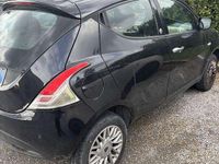 Usata Lancia Ypsilon 80 CV (58 kW) 2014 Utilitaria