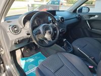 usata Audi A1 1.6 tdi 105 cv attraction