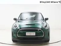 Usata Mini Cooper SE Classic 135 kW (184 CV) 2021 British racing green iv Utilitaria
