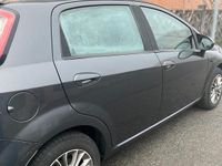 Usata Fiat Grande Punto S 75 CV (55 kW) 2011 Grigio Utilitaria