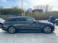 Usata Mercedes C220 Premium 200 CV (147 kW) 2024 Grigio metallizzato Station wagon