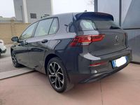 Usata VW Golf VII Sportline 116 CV (85 kW) 2020 Grigio urano Berlina