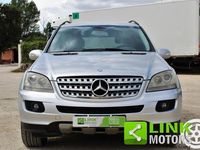 Usata Mercedes ML320 Sport 224 CV (164 kW) 2007 Grigio SUV