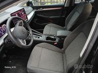 Usata VW Golf VIII 150 CV (110 kW) 2024 Nero Berlina