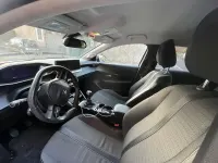 Usata Peugeot 208 Allure 101 CV (74 kW) 2021 Bianco Utilitaria