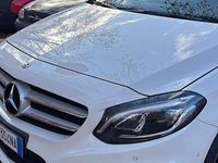 Usata Mercedes B180 109 CV (80 kW) 2018 Bianco Monovolume