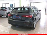 Usata Audi A3 e-tron Business 151 CV (111 kW) 2021 Grigio Utilitaria