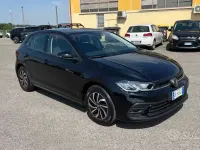 Usata VW Polo Style 95 CV (69 kW) 2024 Nero Utilitaria