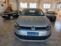 Usata VW Polo Trendline 75 CV (55 kW) 2017 Grigio Berlina