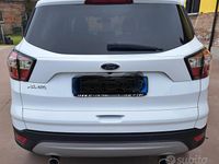 Usata Ford Kuga 150 CV (110 kW) 2019 Bianco SUV