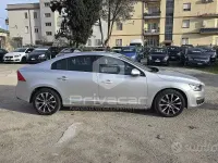 Usata Volvo S60 Dynamic 150 CV (110 kW) 2018 Grigio Berlina