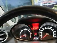 Usata Ford Fiesta 71 CV (52 kW) 2011 Nero Utilitaria