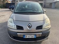 Usata Renault Grand Modus Dynamique 75 CV (55 kW) 2008 Grigio Monovolume