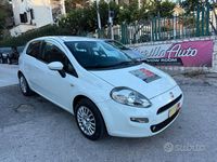 Usata Fiat Punto Street 95 CV (69 kW) 2014 Bianco Utilitaria