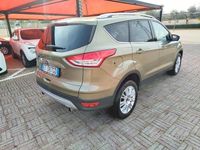 Usata Ford Kuga Titanium 140 CV (102 kW) 2013 Verde SUV