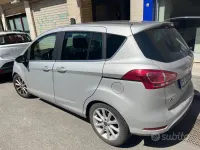 Begagnad Ford B-MAX 90 HK (66 kW) 2017 Grå Minibuss