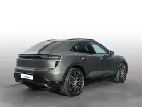 Usata Porsche Macan Turbo 469 kW (639 CV) 2026 Aventurine SUV