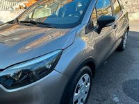 Usata Renault Captur 90 CV (66 kW) 2014 Marrone SUV