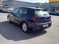 Usata VW Golf VIII Life 150 CV (110 kW) 2020 Blu/azzurro Utilitaria