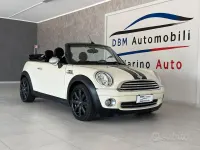 Usata Mini Cooper Cabriolet 120 CV (88 kW) 2010 Beige Cabrio