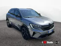 Usata Renault Clio Techno 200 CV (147 kW) 2023 Grigio Utilitaria