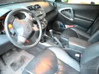 Usata Toyota RAV4 Luxury 150 CV (110 kW) 2007 Nero SUV