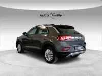 Usata VW T-Roc Life 116 CV (85 kW) 2025 Grigio SUV
