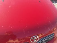 Usata Toyota Yaris Luna 86 CV (63 kW) 2005 Rosso Berlina