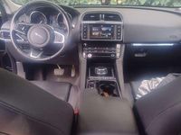 Usata Jaguar F-Pace Prestige 179 CV (131 kW) 2018 Blu/azzurro SUV