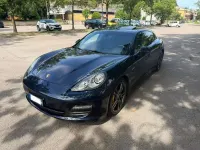 Usata Porsche Panamera 250 CV (183 kW) 2012 Blu/azzurro Utilitaria