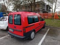 Usata Opel Combo 2010 Rosso Monovolume