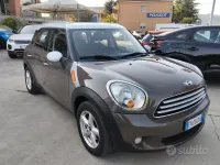 Usata Mini Cooper Countryman 111 CV (81 kW) 2012 Marrone SUV