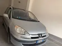 Usata Peugeot 807 136 CV (100 kW) 2007 Grigio Monovolume