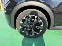 Usata Fiat 600 136 CV (100 kW) 2025 Nero SUV