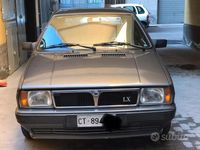 Usata Lancia Delta 75 CV (55 kW) 1989 Grigio Utilitaria