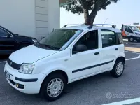 Usata Fiat Panda 69 CV (50 kW) 2012 Bianco Utilitaria