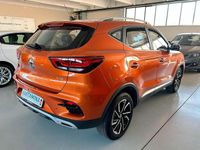 Usata MG ZS Luxury 106 CV (77 kW) 2023 Arancione Berlina