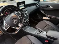 Usata Mercedes A180 Premium 109 CV (80 kW) 2016 Nero Utilitaria