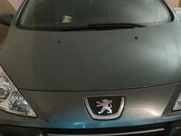 Usata Peugeot 307 CC 109 CV (80 kW) 2006 Grigio Cabrio
