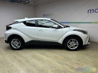 Usata Toyota C-HR Active 122 CV (89 kW) 2022 Bianco SUV