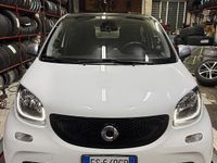 Begagnad Smart ForFour Passion 70 HK (51 kW) 2018 Vit Halvkombi