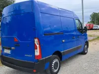 Usata Renault Master 150 CV (110 kW) 2023 Blu Monovolume