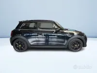 Usata Mini Cooper SE Classic 75 kW (102 CV) 2022 Nero Utilitaria